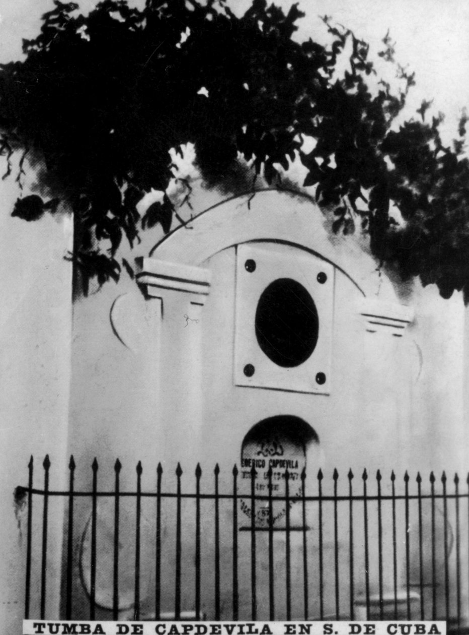 सैंटियागो डे क्यूबा में कैपदेवीला का मकबरा, 1871, 1920 द्वारा अज्ञात