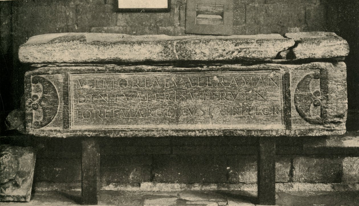 वैलेरियस अमंडिनस ए रोमन जनरल का मकबरा, 1908 द्वारा अज्ञात
