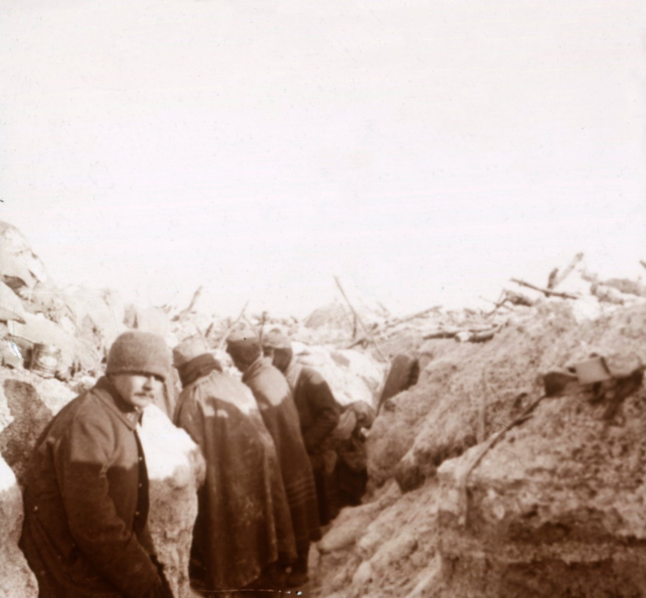 खाइयों, ताहुर, उत्तरी फ्रांस, c1914-c1918 द्वारा अज्ञात