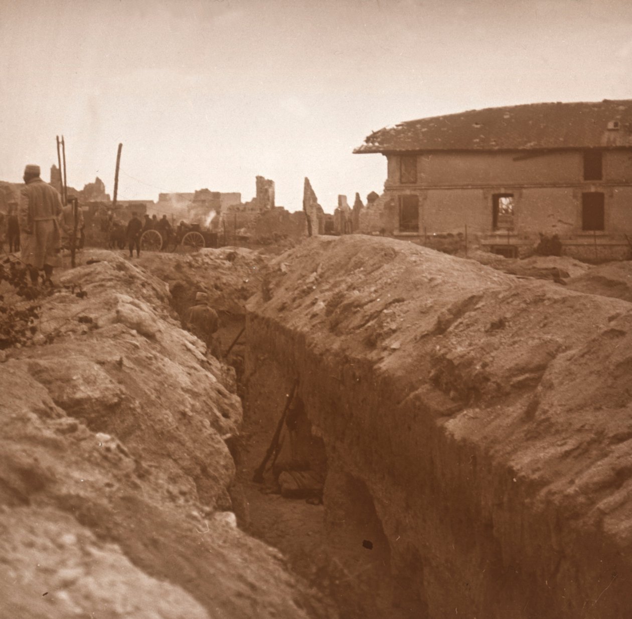 खाइयां, c1914-c1918 द्वारा अज्ञात