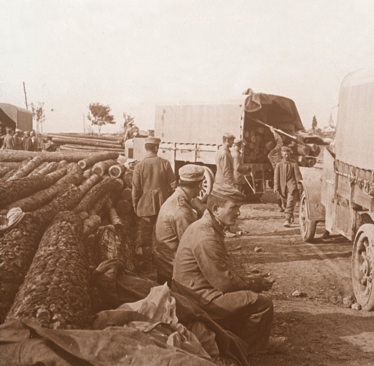 Voi Sacrée, Verdun, उत्तरी फ्रांस, c1914-c1918 पर ट्रक। द्वारा अज्ञात
