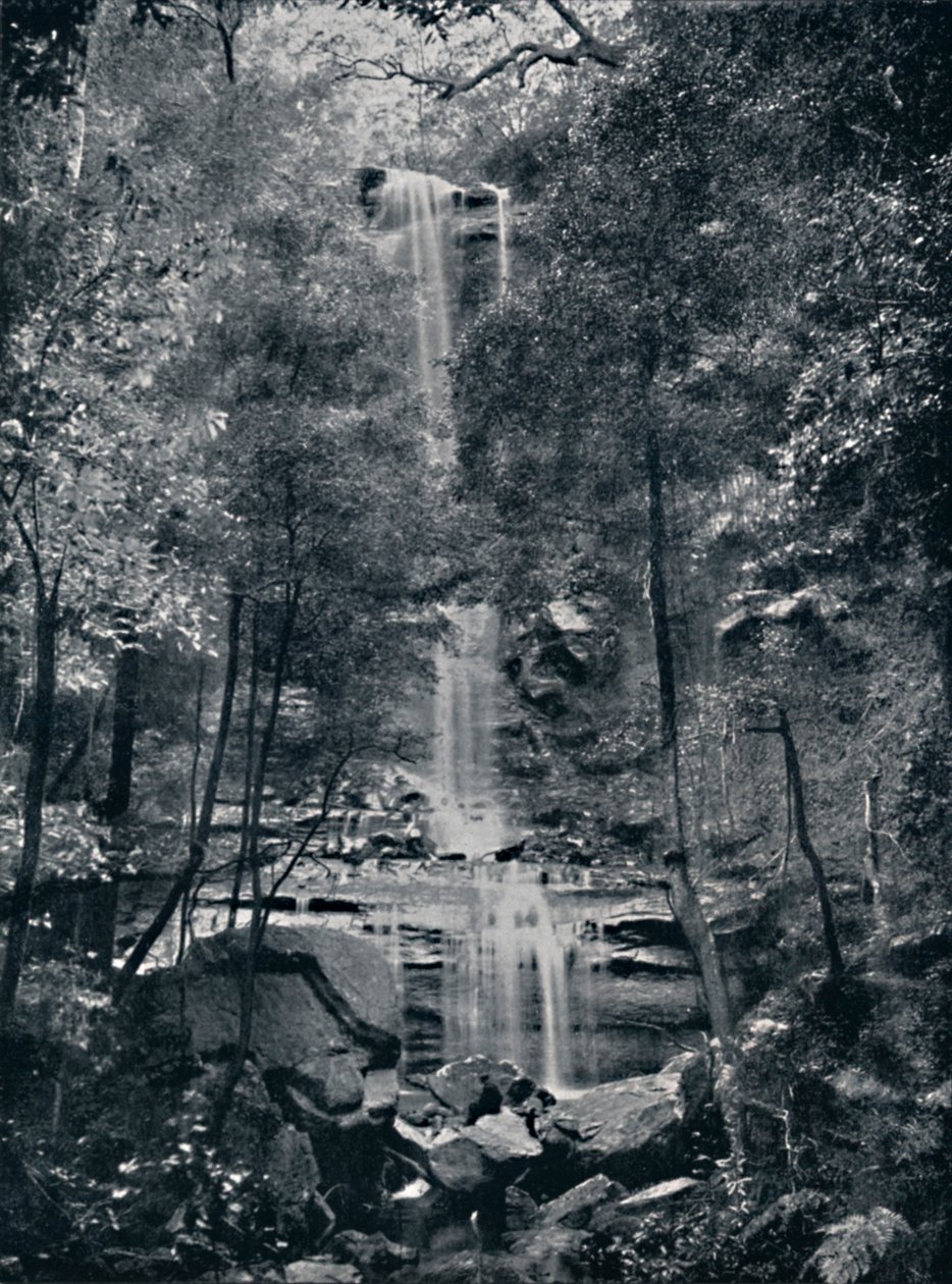 वैट ऑफ द वाटर्स, ब्लू माउंटेंस, c1900। द्वारा अज्ञात