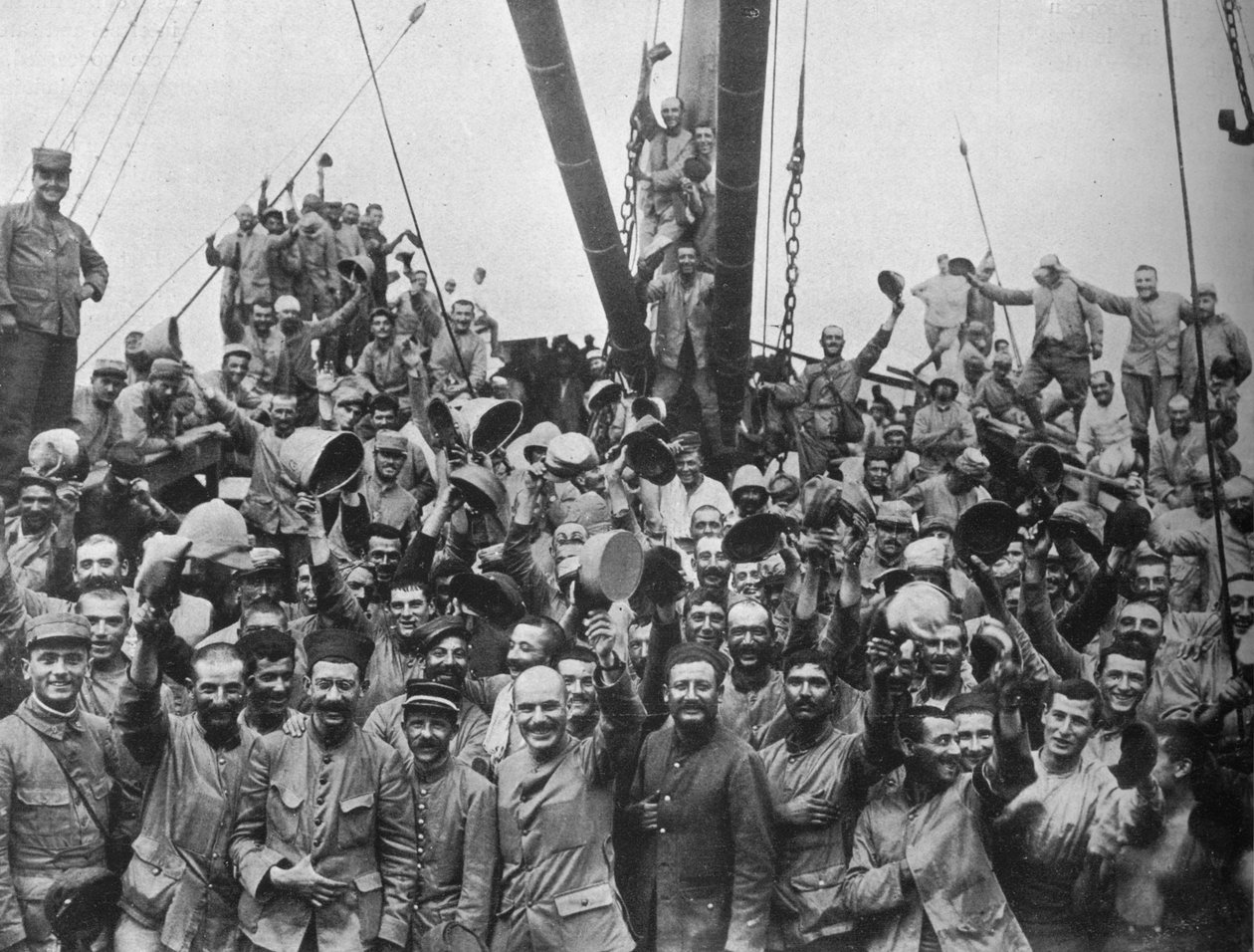 विवे ला फ्रांस: फ्रांसीसी सैनिकों ने एक परिवहन डारडेल, 1915 पर जा रहा था द्वारा अज्ञात