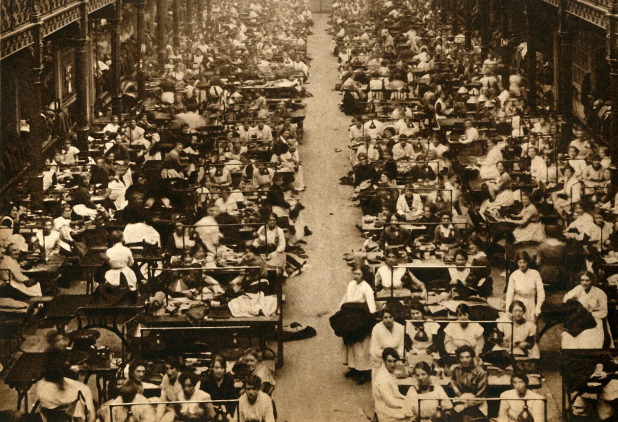 रॉयल आर्मी क्लोथिंग फैक्ट्री, प्रथम विश्व युद्ध, 1914-1918, 1933 में काम करने वाली महिलाएँ। द्वारा अज्ञात