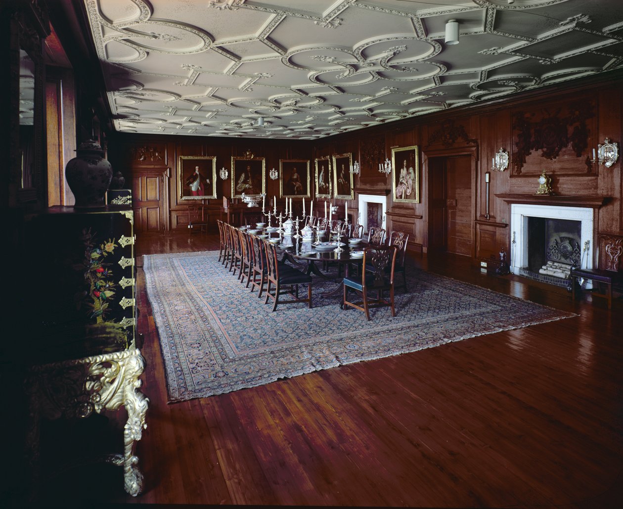 Drumlanrig Castle: विलियम के चित्र के साथ भोजन कक्ष, क्वींसबेरी के ड्यूक lst द्वारा अज्ञात अज्ञात