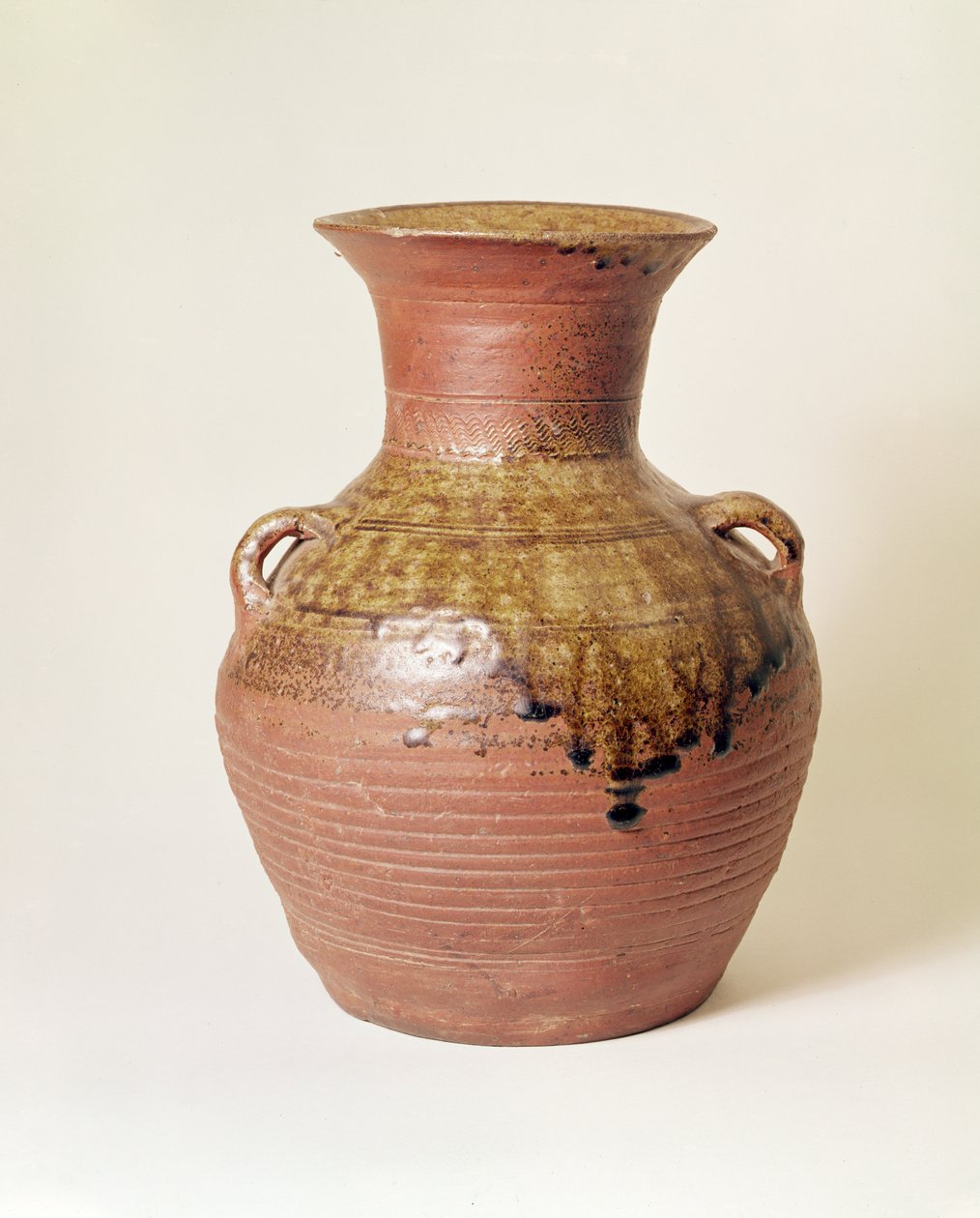 हान राजवंश (206BC-AD220) से जार। चीनी मिट्टी के बरतन में द्वारा अज्ञात अज्ञात
