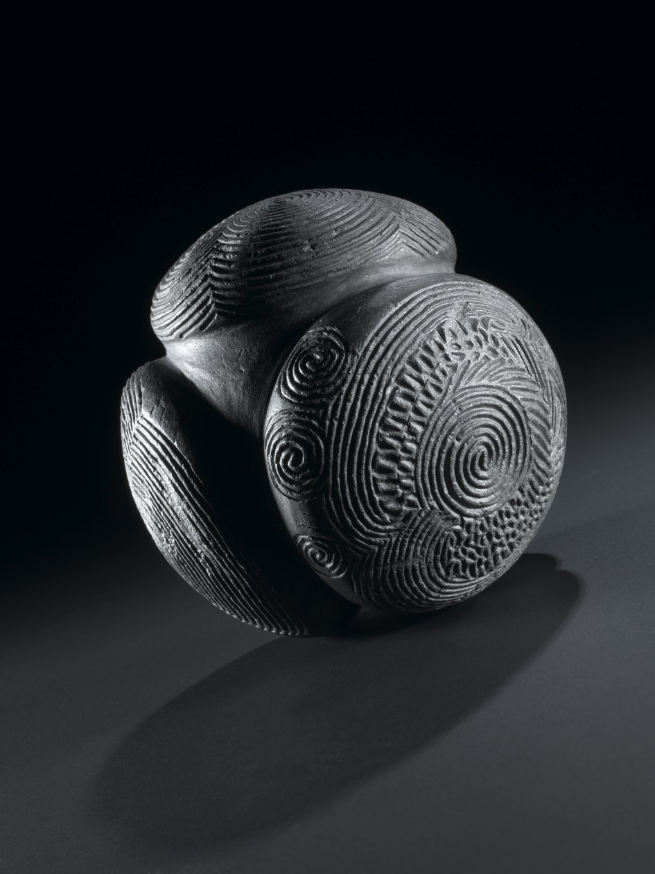 ग्लास हिल, टोवी, एबर्डीनशायर, नियोलिथिक से नक्काशीदार गेंद, c.3000 ईसा पूर्व द्वारा अज्ञात