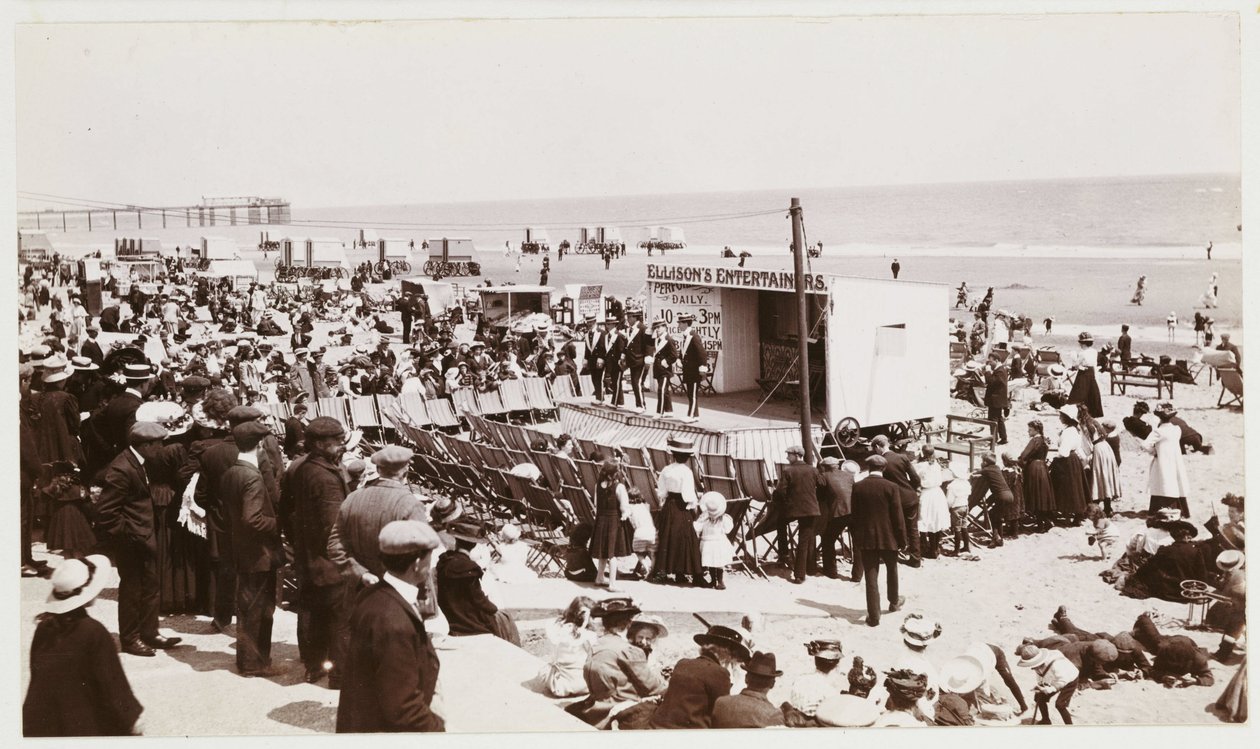 एलिसन के बीच एंटरटेनर, c 1910 द्वारा अज्ञात