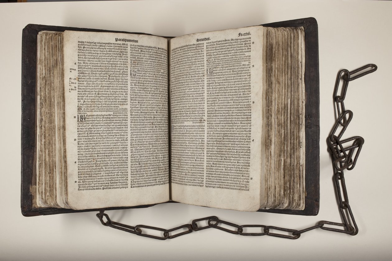 सेंट लियोनार्ड कॉलेज की नींव बाइबिल Bible द्वारा अज्ञात