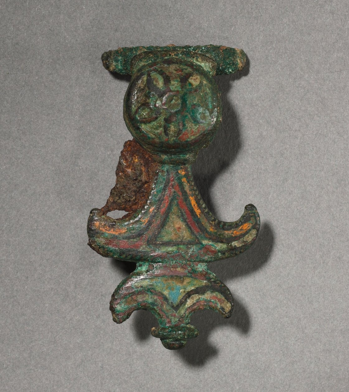 सजावटी ब्रोच, c.100-300 द्वारा अज्ञात