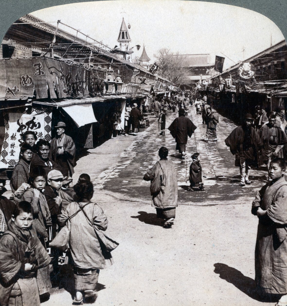 असाकुसा स्ट्रीट, टोक्यो, जापान, 1896 द्वारा अंडरवुड और अंडरवुड