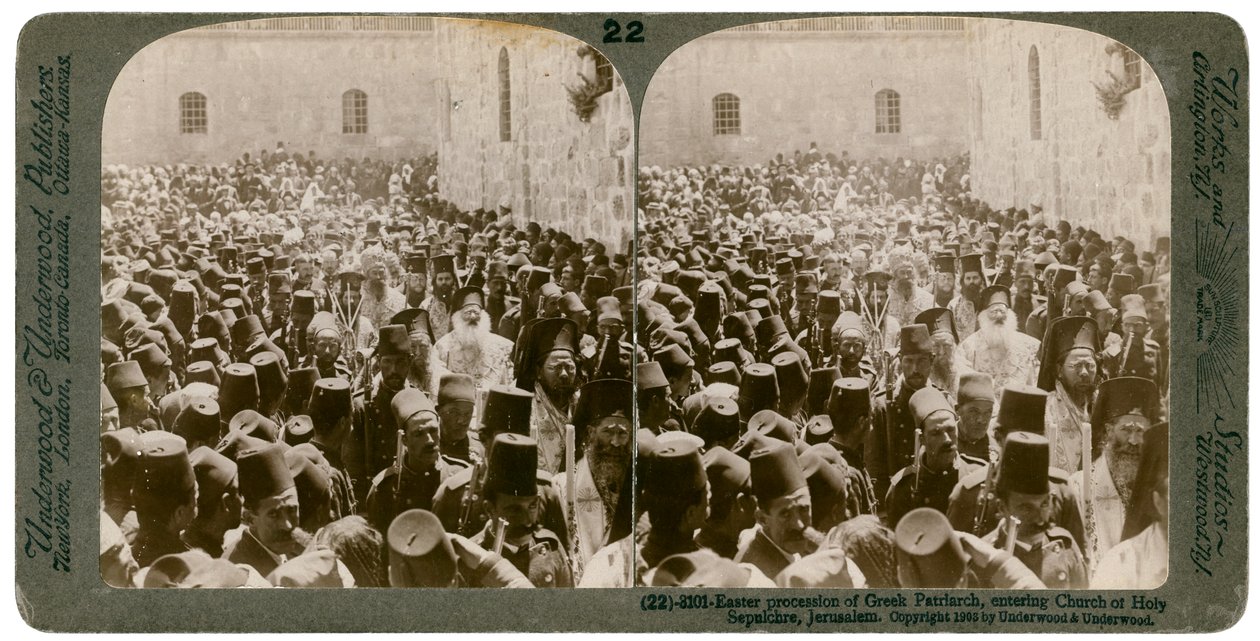 ग्रीक पितृसत्ता का ईस्टर जुलूस, 1903 में येरुशलम के पवित्र सेकुलर चर्च में प्रवेश करता है। द्वारा अंडरवुड और अंडरवुड