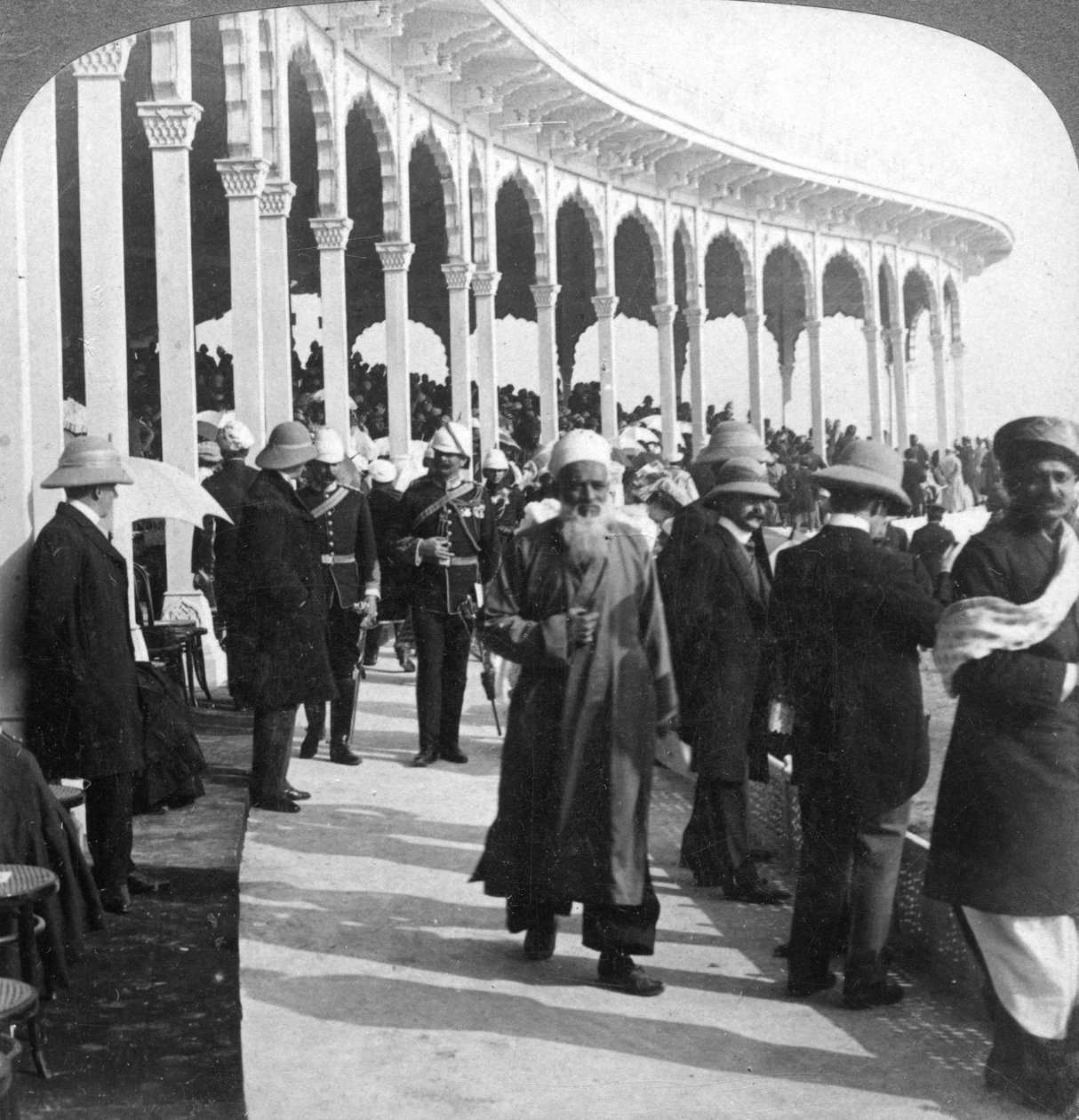 महान दरबार एम्फीथिएटर, दिल्ली, भारत, 1903 में इकट्ठा होना। द्वारा अंडरवुड और अंडरवुड