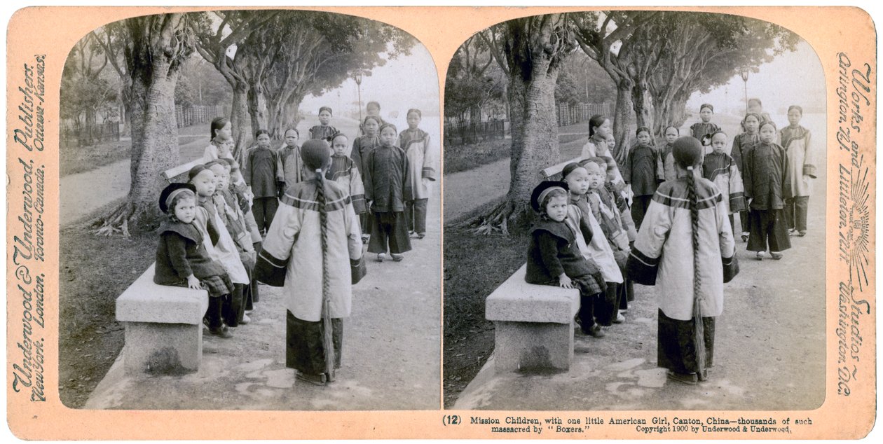 मिशन बच्चे, एक छोटी अमेरिकी लड़की के साथ, कैंटन, चीन, 1900 द्वारा अंडरवुड और अंडरवुड