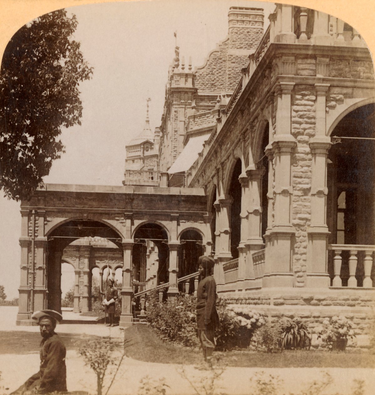 दक्षिण मोर्चे की विसरेगल लॉज ... सिमला में, भारत की आकर्षक ग्रीष्मकालीन राजधानी, 1902। द्वारा अंडरवुड और अंडरवुड