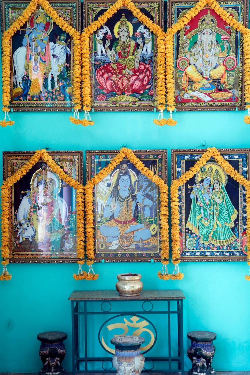 हिंदू देवता, श्री थेंडे युथापानी मंदिर, हो ची मिन्ह शहर, वियतनाम द्वारा अज्ञात