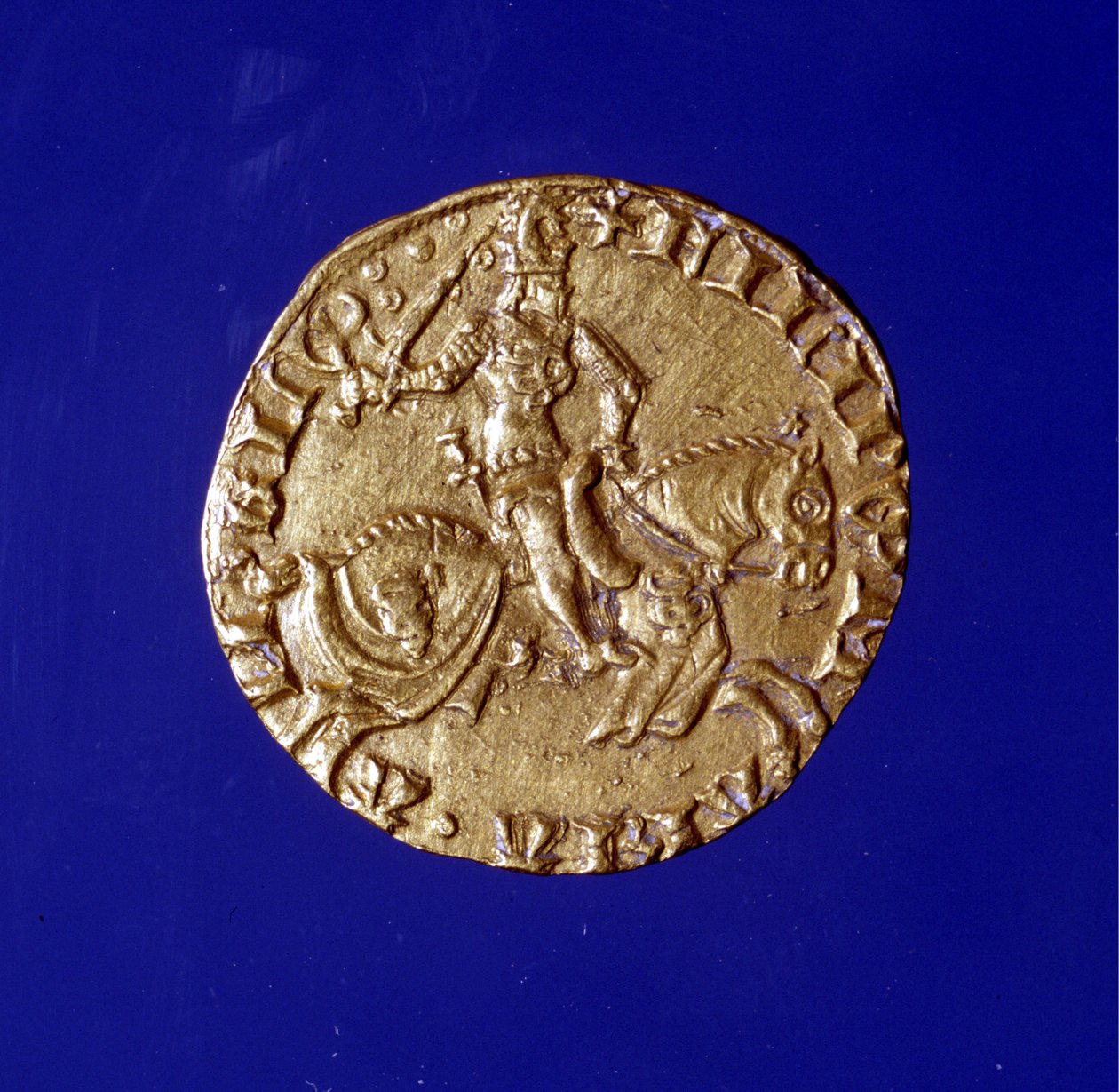 फ़िलिपो मारिया विस्कॉन्टी के पुतले के साथ सोने का सिक्का (1392-1447)। द्वारा अज्ञात कलाकार