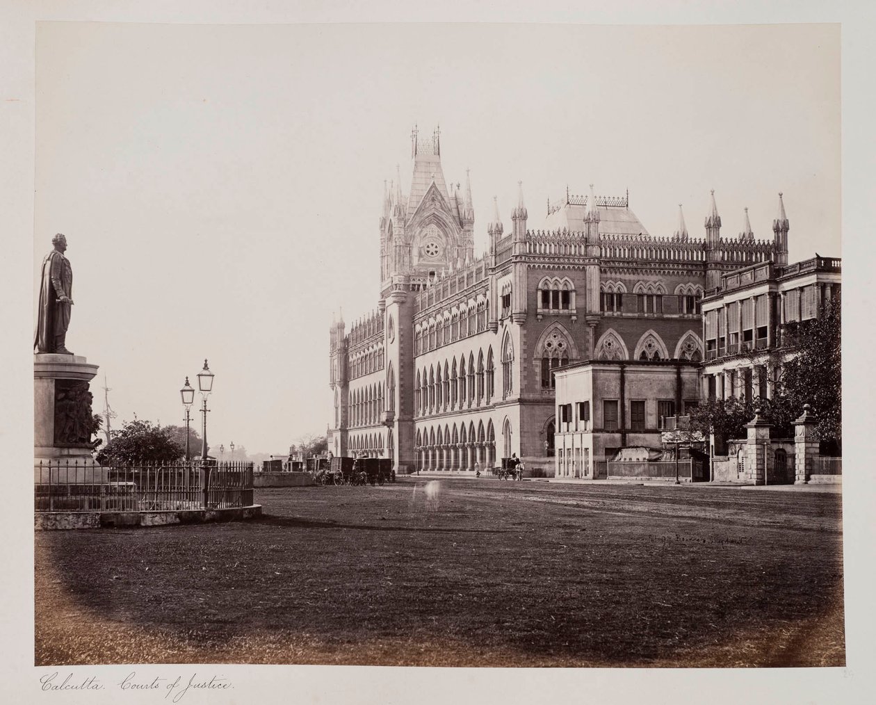कलकत्ता कोर्ट ऑफ जस्टिस, c.1885 (सीपिया फोटो) द्वारा अज्ञात फोटोग्राफर