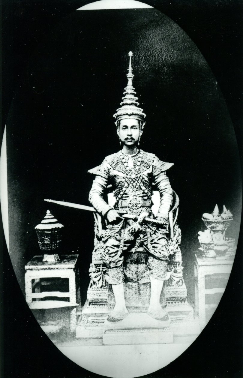 किंग चुलालोंगकोर्न, c.1880 (b/w फोटो) द्वारा अज्ञात फोटोग्राफर