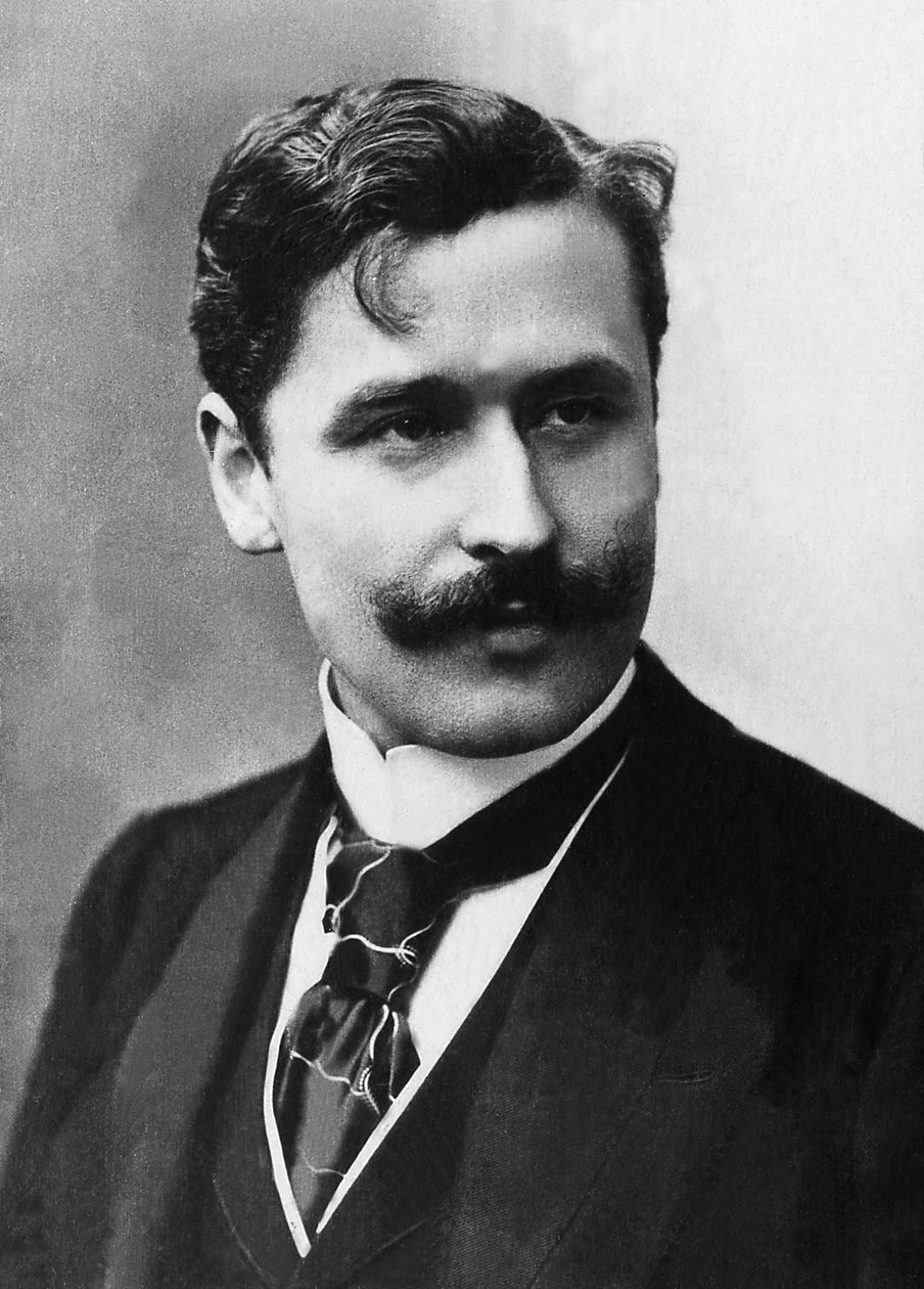जॉर्जेस फेडेउ का पोर्ट्रेट (1862-1921), फ्रांसीसी नाटककार। द्वारा अज्ञात फोटोग्राफर