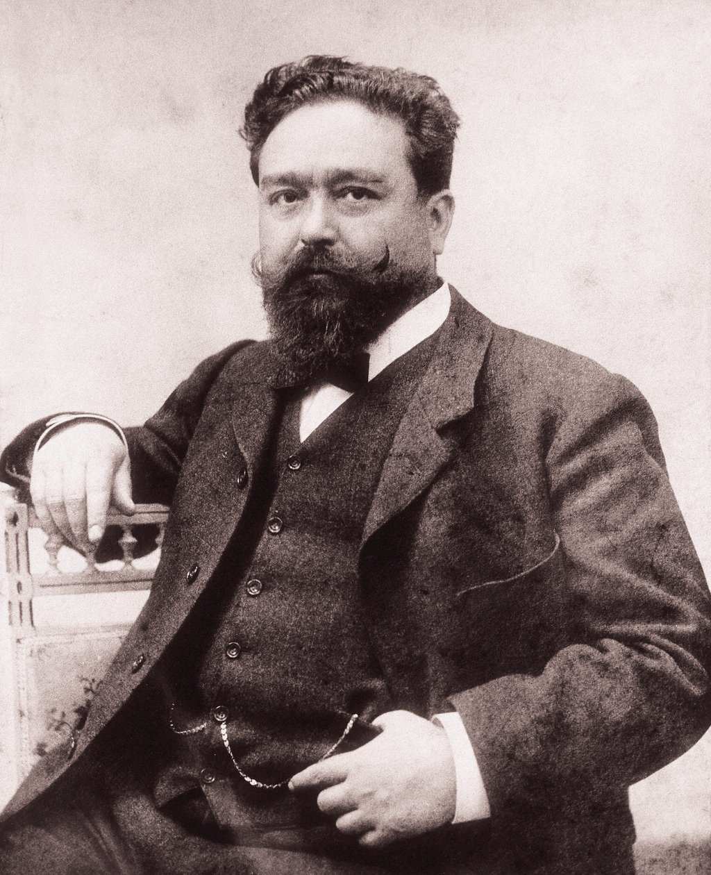 इसहाक अल्बेनिज़ का पोर्ट्रेट (1860-1909), स्पेनिश पियानोवादक और संगीतकार। फोटोग्राफी, 1886. फाउंडेशन अल्बेनिज़, मैड्रिड। द्वारा अज्ञात फोटोग्राफर