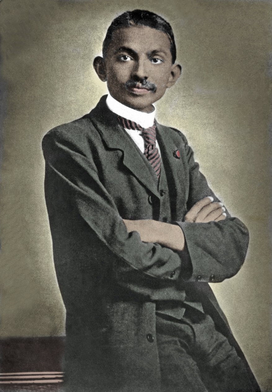 महात्मा, भारतीय राजनीतिक और आध्यात्मिक नेता के रूप में जाने जाने वाले राजनीतिक नेता मोहनदास करमचंद गांधी (1869-1948) का चित्र द्वारा अज्ञात फोटोग्राफर