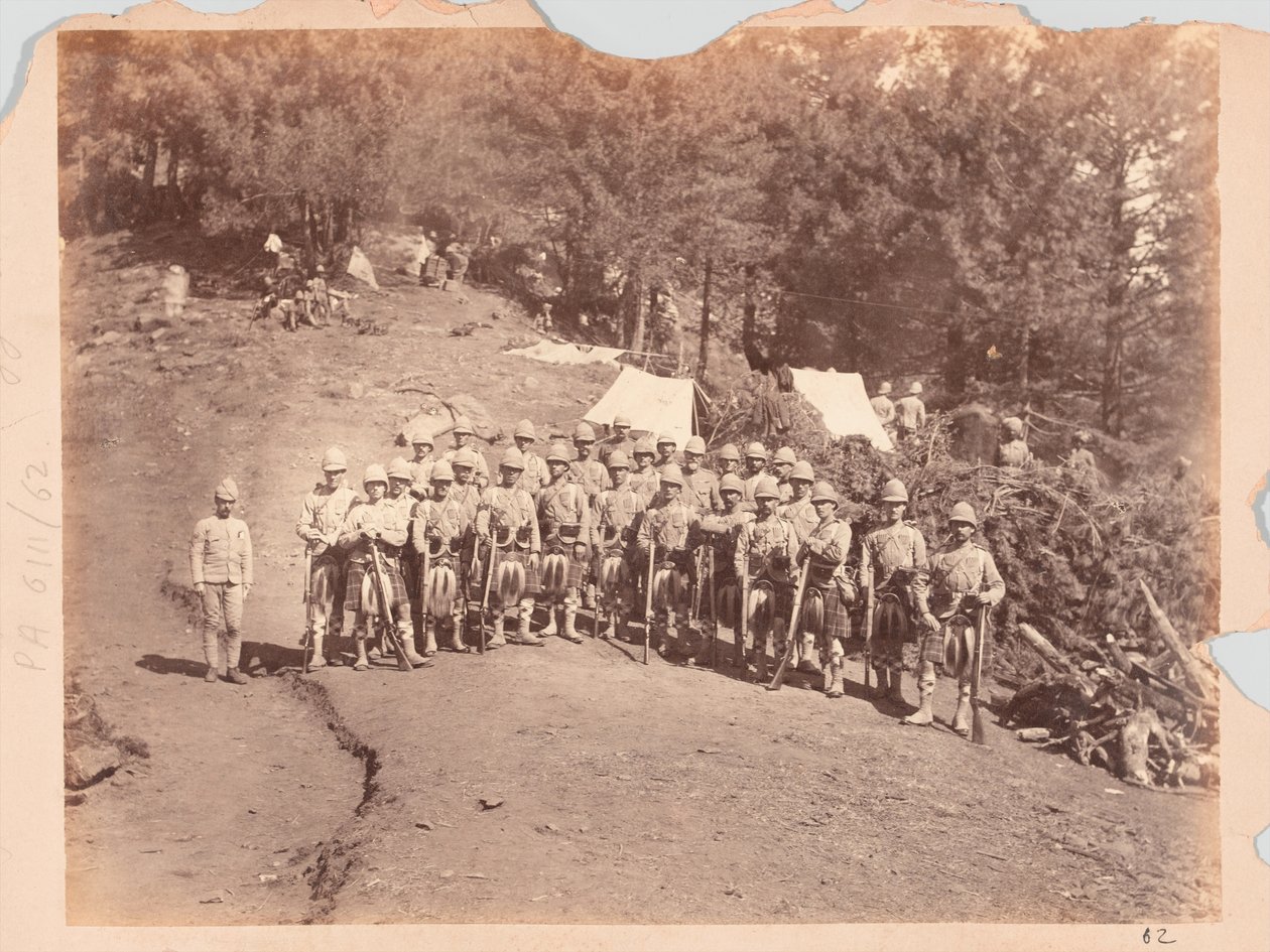 सीफोर्थ हाइलैंडर्स (रॉस-शायर बफ्स, द ड्यूक ऑफ अल्बानीज), ब्लैक माउंटेन एक्सपेडिशन द्वारा अज्ञात फोटोग्राफर