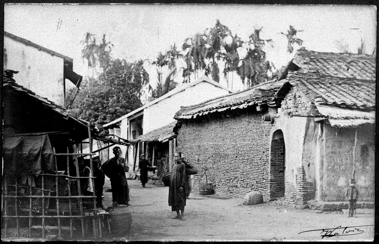 टोंकिन ग्राम वि. 1890. द्वारा अज्ञात फोटोग्राफर