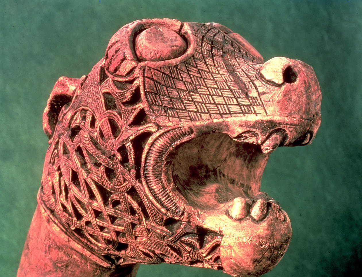 ओशबर्ग जहाज से चित्रलेख, c.800 ई द्वारा वाइकिंग