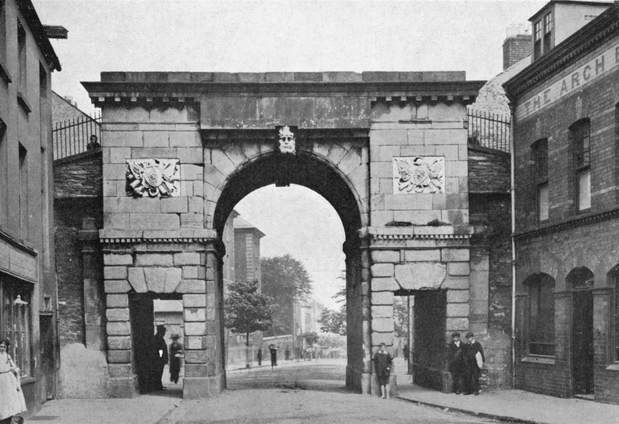 बिशप गेट, लंदनडेरी, 1924-1926 द्वारा डब्ल्यूए ग्रीन
