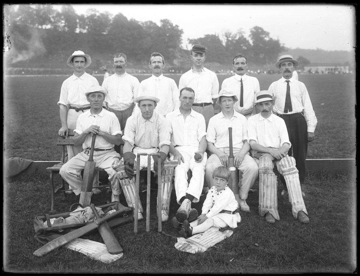 हॉल्सपोर्ट क्रिकेट क्लब का समूह चित्र, c.1911-12 द्वारा विलियम डेविस हसलर