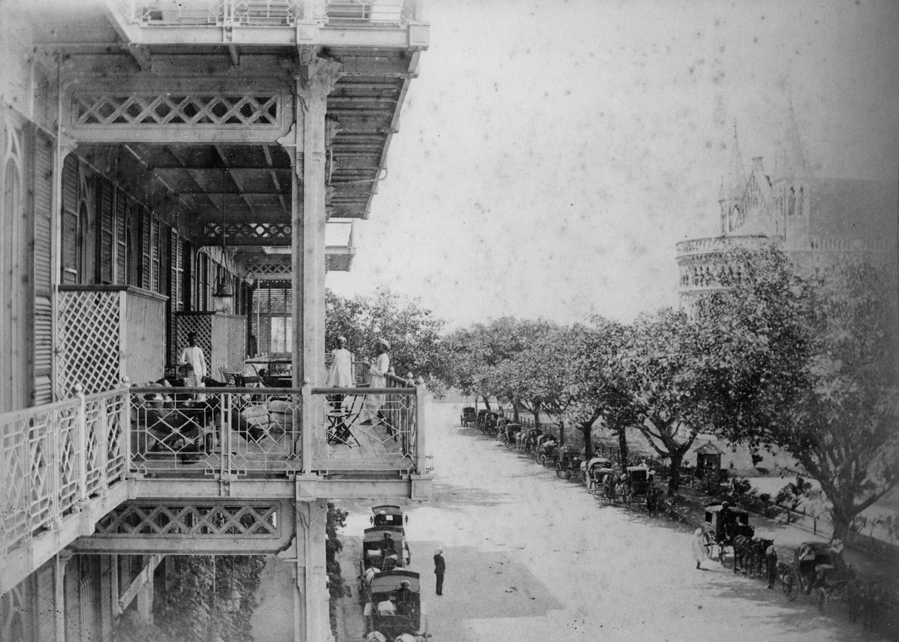 बॉम्बे: वॉटसन होटल के सामने, 1870 के दशक में द्वारा Willoughके द्वारा वालेस हूपर