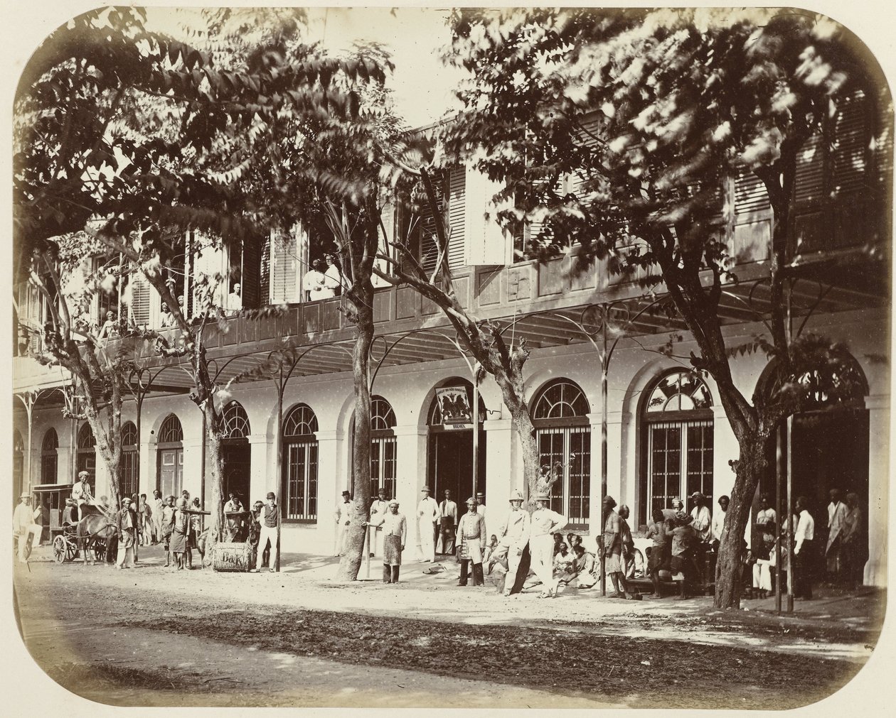  द्वारा वुडबरी और पेज
