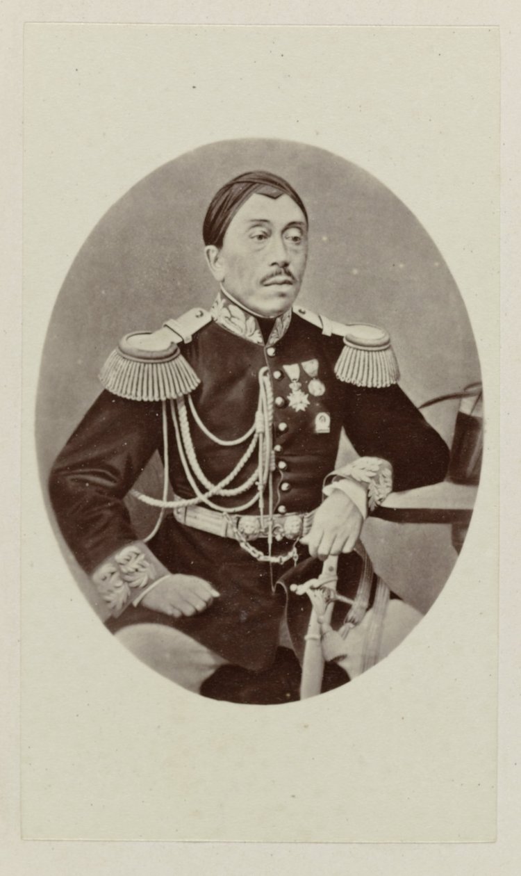  द्वारा वुडबरी और पेज