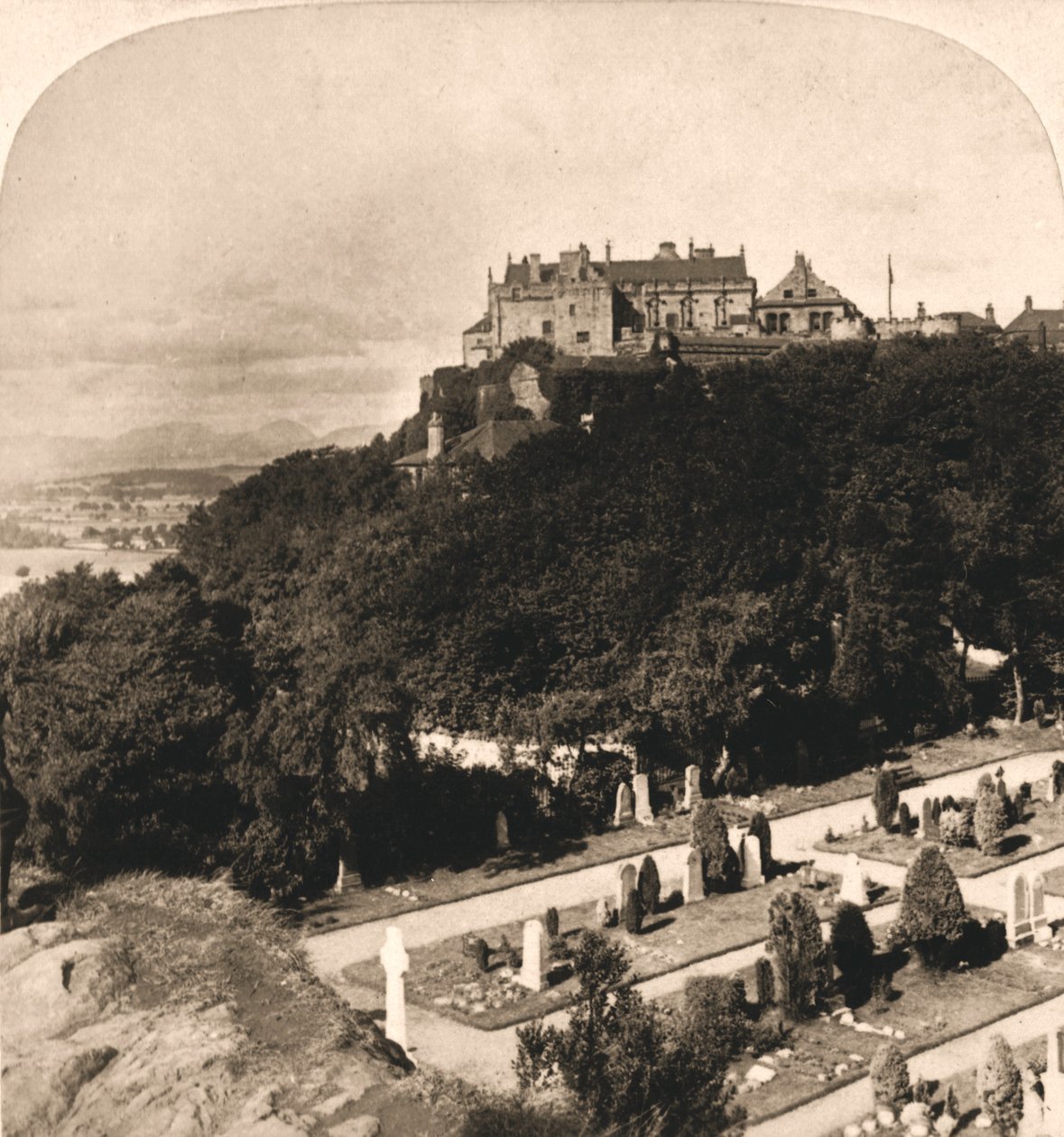 स्टर्लिंग कैसल, स्कॉटलैंड, 1900। द्वारा वर्क्स एंड सन स्कल्पचर स्टूडियो