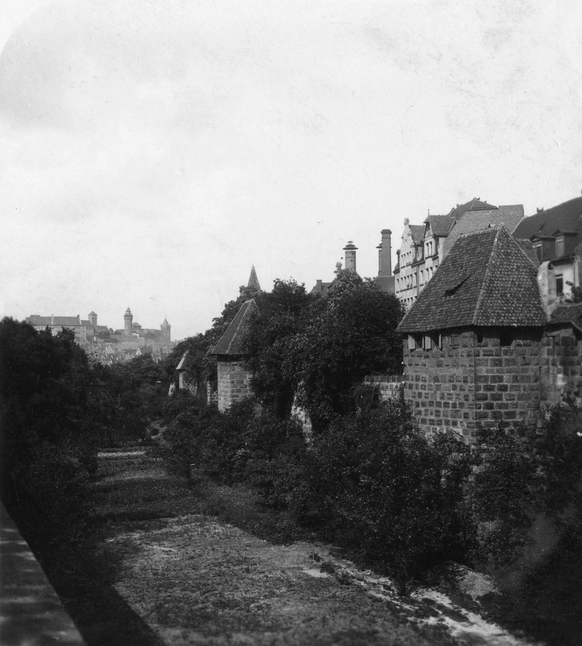 नूर्नबर्ग कैसल, नूर्नबर्ग, जर्मनी, c1900s। द्वारा वुर्थल एंड संस