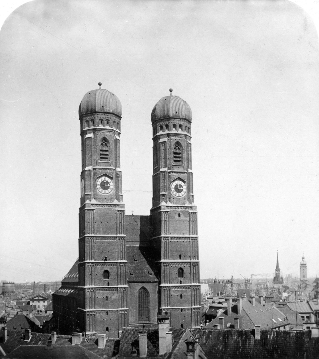 फ्रुएनकेरखे, म्यूनिख, जर्मनी, c1900। द्वारा वुर्थल एंड संस