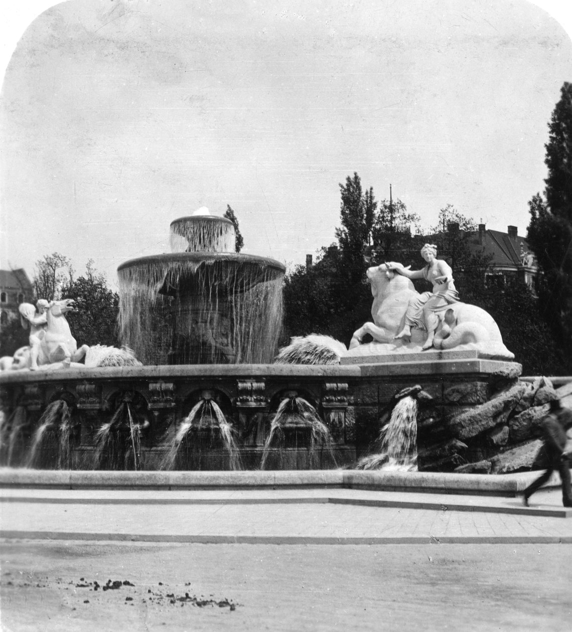 विटल्सबैबरब्रूनन, म्यूनिख, जर्मनी, c1900s। द्वारा वुर्थल एंड संस