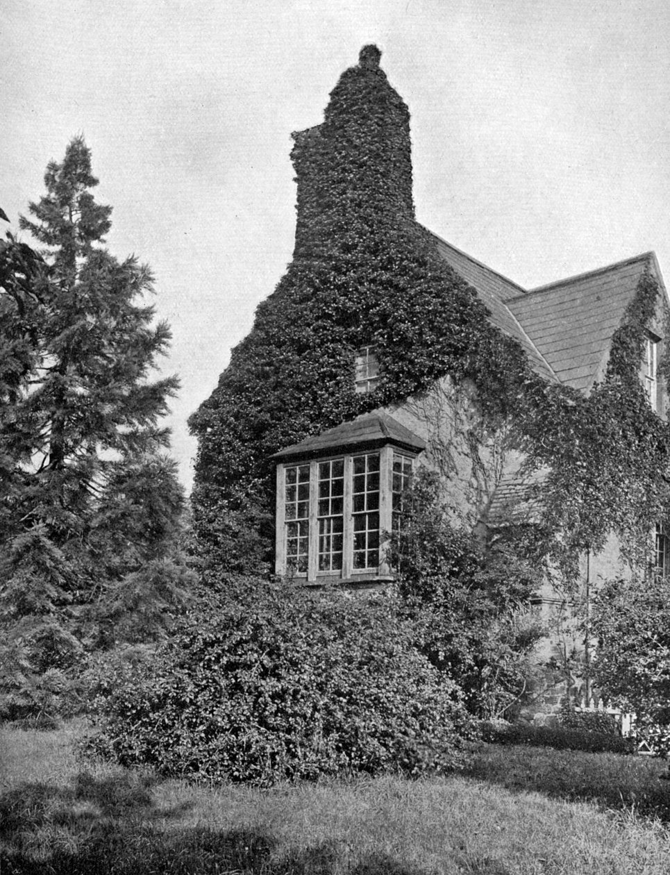 सर वाल्टर रैले हाउस, यूगल, काउंटी कॉर्क, आयरलैंड, 1924-1926। द्वारा यॉर्क और बेटा