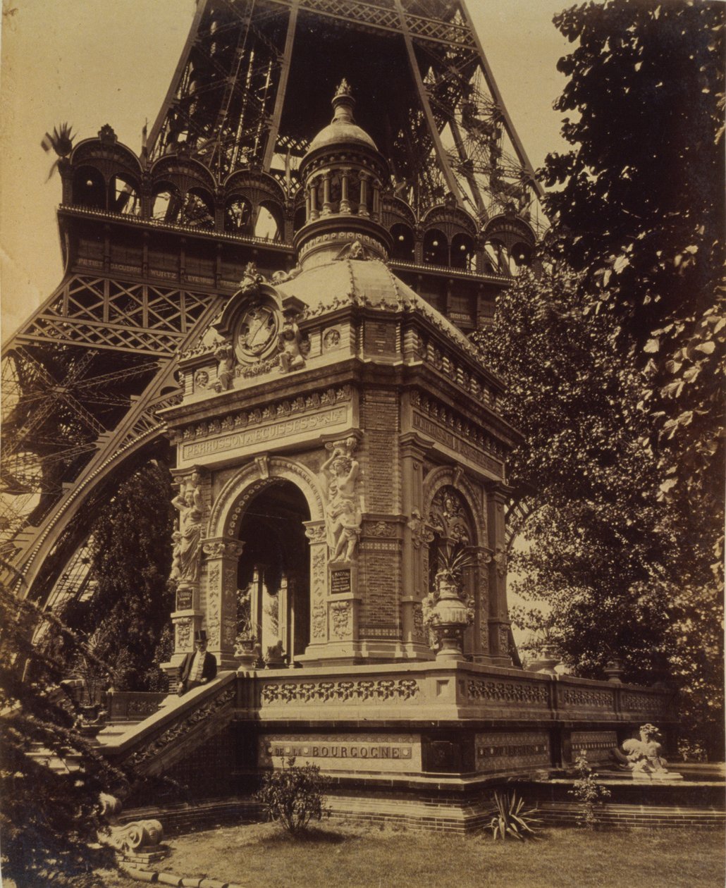 मंडप Perusson, पेरिस प्रदर्शनी द्वारा . .