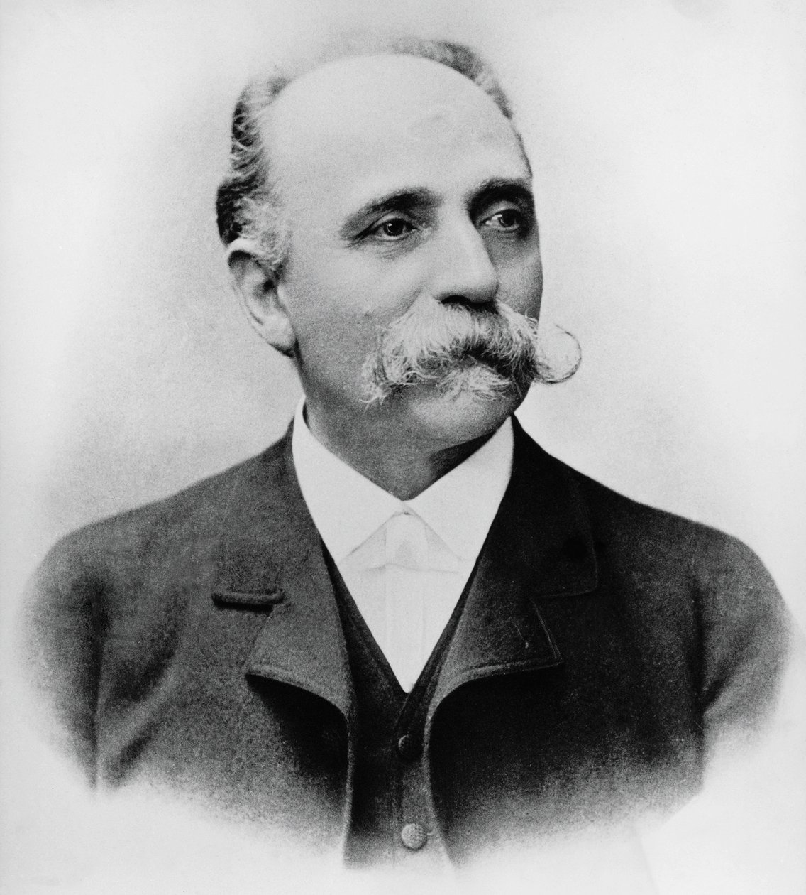 बार्टोलोमो एमिलियो कैमिलो गोल्गी (1843-1926) का पोर्ट्रेट, इतालवी वैज्ञानिक और चिकित्सक, 1906 में चिकित्सा में नोबेल पुरस्कार, तस्वीर द्वारा सेवेरिनी सेवेरिनी