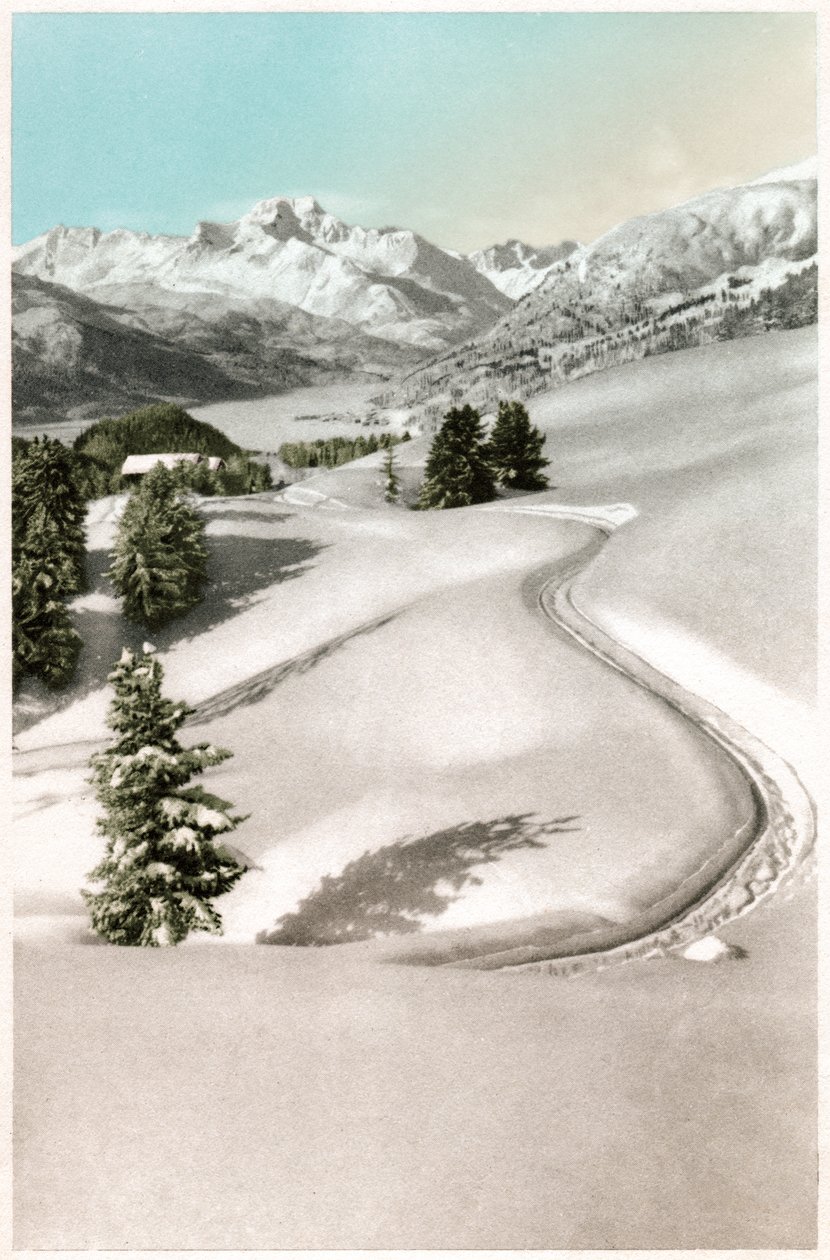सेंट मोरिट्ज़, सीए 1930 द्वारा . .