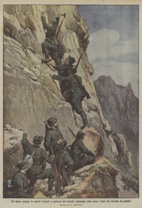 अल्पाइन, कौरिओल के उत्तर-पूर्व में ऊर्ध्वाधर दीवारों पर चढ़ता है, जो कि चट्टानों में चरणों के रूप में काम करता है