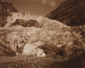 स्विट्जरलैंड। ग्रिंडेलवाल्ड, अपर ग्लेशियर, लुट्सचिन का स्रोत, 1875-1877। द्वारा आदोलपे ब्रौन