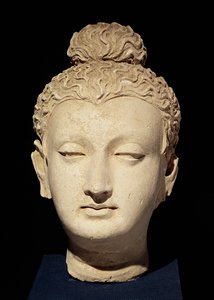 हेडा (stucco) से एक बुद्ध, ग्रीको-बौद्ध शैली के प्रमुख