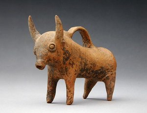 एक बैल के आकार में जार, c.1575-1400 ईसा पूर्व (सिरेमिक) द्वारा आयु कांस्य