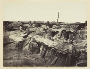 फोर्ट सेडगविक में पुरुषों के क्वार्टर, मई 1865। द्वारा अलेक्जेंडर गार्डनर