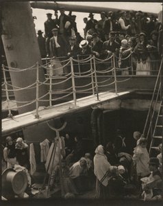द स्टीयरेज, 1907, 1915 में छपा। द्वारा अल्फ्रेड स्टिग्लिट्ज़
