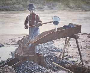 स्लुइस बॉक्स का उपयोग करते हुए अमेरिकी गोल्ड प्रॉस्पेक्टर (हाथ से रंगीन फोटो) द्वारा अमेरिकी फोटोग्राफर