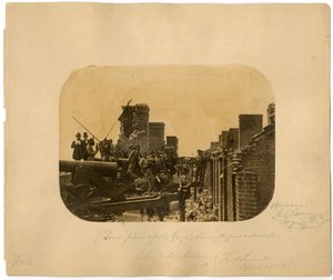 पराजित संघ बलों की निकासी के बाद सैनिक, फोर्ट सुमेर की लड़ाई, 1861 द्वारा अमेरिकी फोटोग्राफर